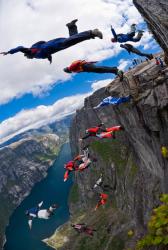 Wingsuit3.jpg