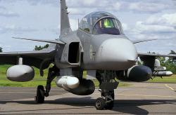 1349_gripen_reccpod.jpg